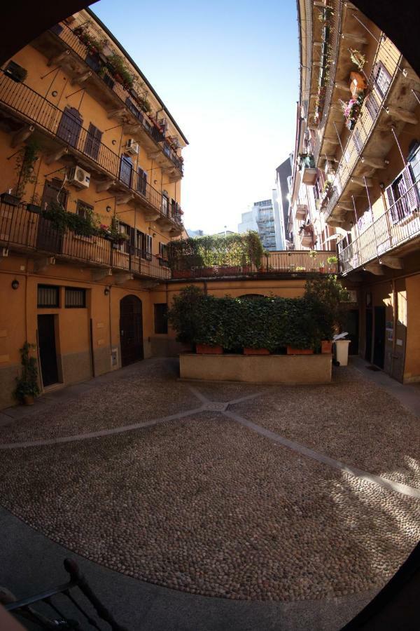 B&B Terrazza Baires - In The Heart Of Milan Milão Exterior foto